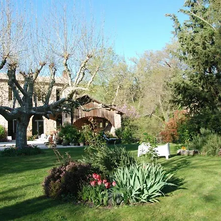 Le Moulin Des Pinchinats